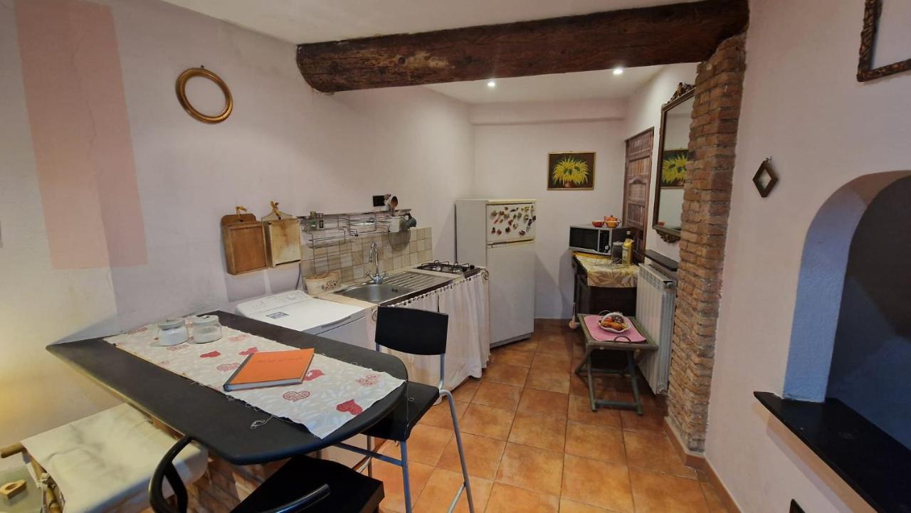 Monolocale In Tipica Casa Ligure Apartment Genoa Exterior photo